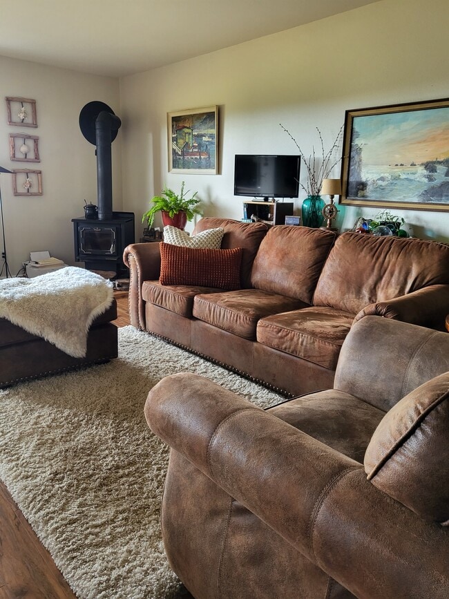 property at 2855 S Forrest St