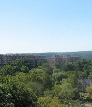 Briar Hill in Bronx, NY - Foto de edificio - Building Photo