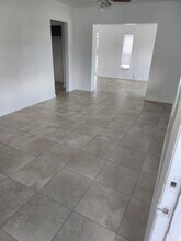 4901 S 85th St in Tampa, FL - Building Photo - Building Photo