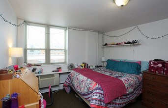 1301 Spring St in Madison, WI - Foto de edificio - Interior Photo