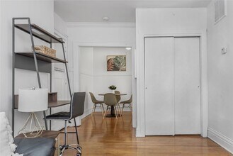 738 DeMun in Clayton, MO - Building Photo - Building Photo