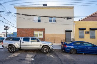 5302 103rd St in Corona, NY - Building Photo - Building Photo