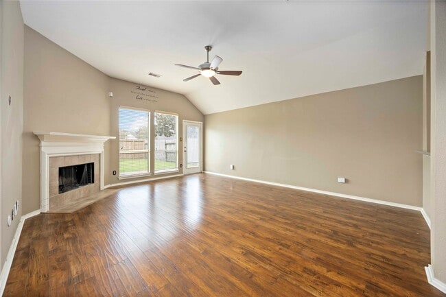 property at 2019 Shore Breeze Dr