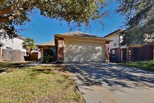 19710 Twisted Creek Dr in Tomball, TX - Building Photo