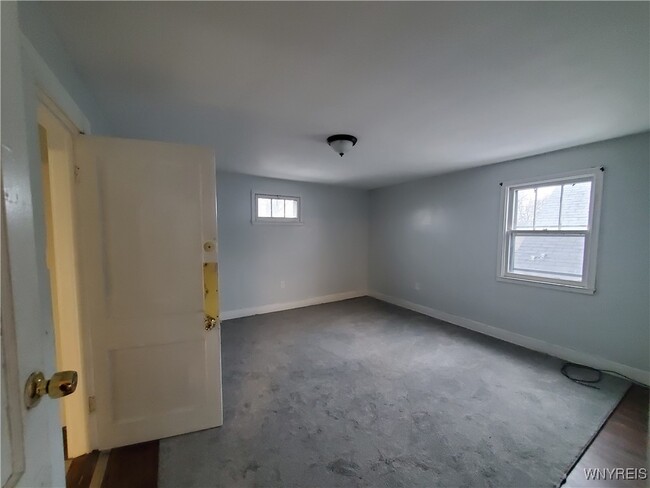 property at 367 Warwick Ave