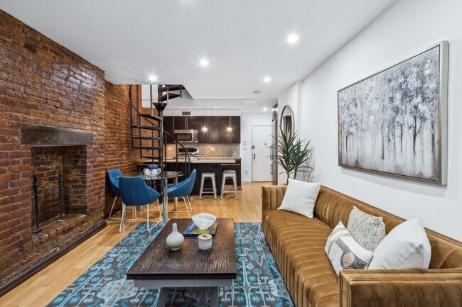 118 Suffolk St in New York, NY - Building Photo - Building Photo