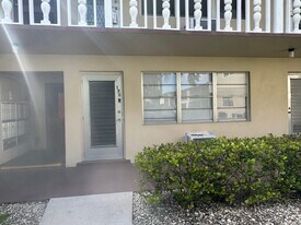 178 Cambridge H in West Palm Beach, FL - Building Photo