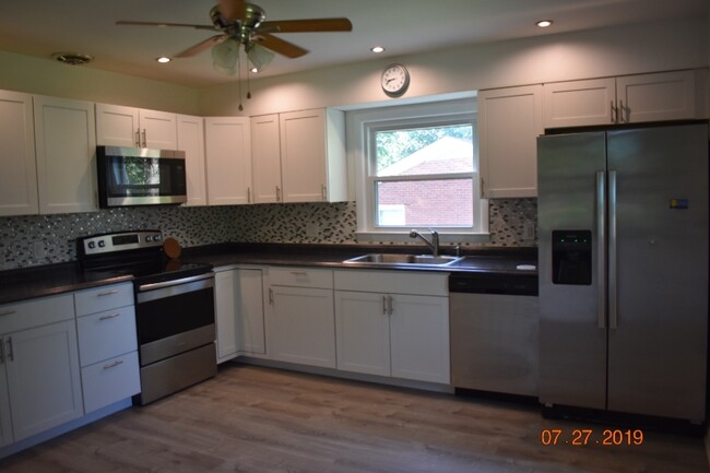 157 Chantilly St in Lexington, KY - Building Photo - Building Photo