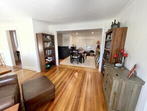 41 Freeborn St in Newport, RI - Building Photo - Building Photo