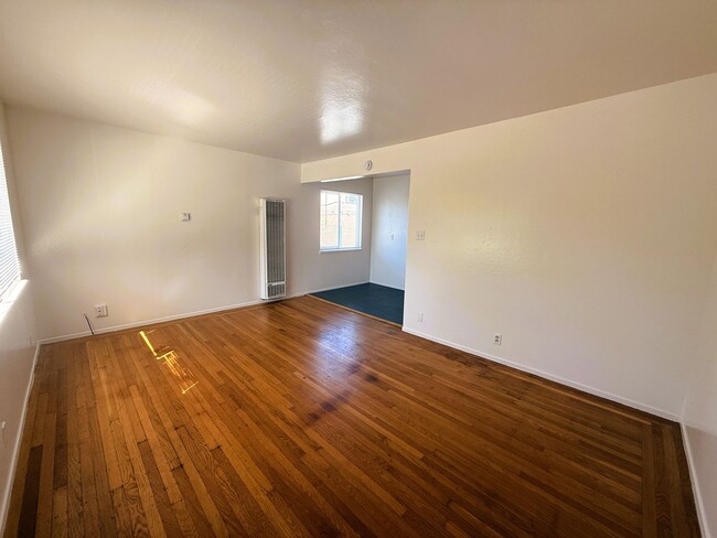 3420 Carlson Blvd in El Cerrito, CA - Building Photo - Building Photo