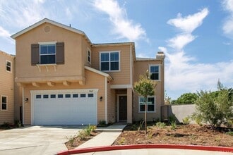 1045 Hope Ln in Santa Ana, CA - Building Photo - Building Photo