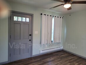 127 Boston Ct in Louisville, KY - Building Photo - Building Photo