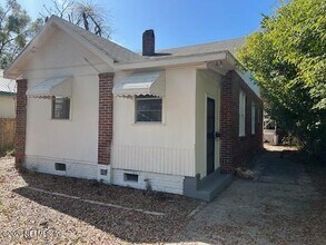 678 Ivy St in Jacksonville, FL - Building Photo - Building Photo