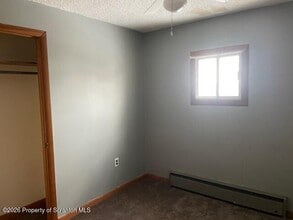 975 Lincoln St in Dickson City, PA - Building Photo - Building Photo