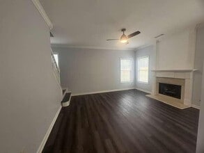 4571 Garden City Dr in Stonecrest, GA - Foto de edificio - Building Photo