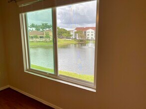 516 Villa Cir in Boynton Beach, FL - Building Photo - Building Photo