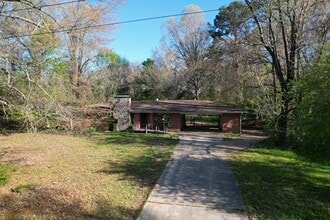 460 Rogers St NW in Camden, AR - Building Photo - Building Photo