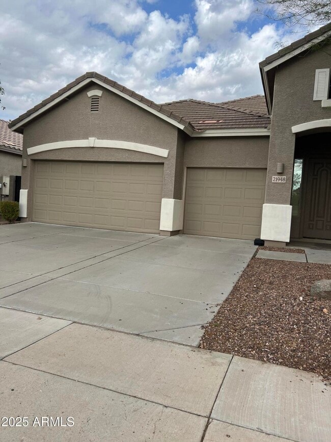 property at 21948 N 104th Ln