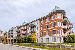 Chateau Kingsley in Côte-St-Luc, QC - Building Photo