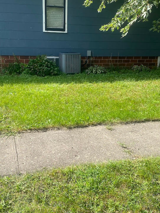 320 Maple St in Allison, IA - Building Photo - Building Photo