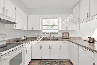 131 Holmes Blvd NW in Fort Walton Beach, FL - Building Photo - Building Photo