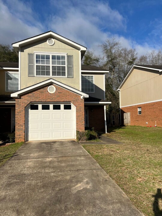 160 S Spring View Dr in Enterprise, AL - Building Photo