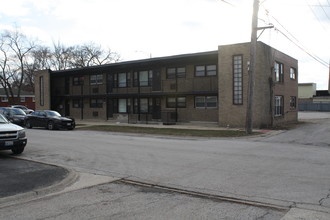 1234 W 127th St in Calumet Park, IL - Foto de edificio - Other