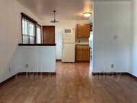 954 W Cecil St photo'