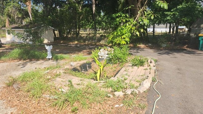 2405 Neptune Rd in Kissimmee, FL - Building Photo - Building Photo