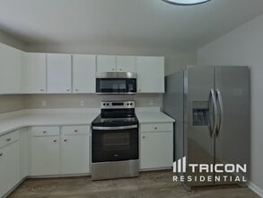 758 Sinclair Dr in Monroe, NC - Building Photo - Building Photo
