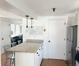48 Milesfield Ave in Milford, CT - Building Photo - Building Photo