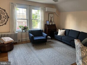 9 Williams Ln in Hatboro, PA - Building Photo - Building Photo