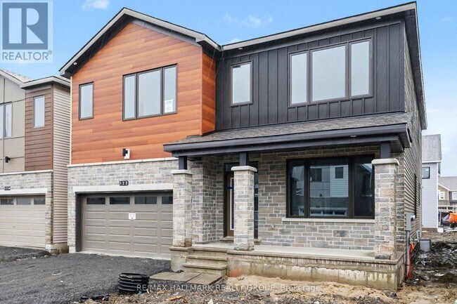 122 Viburnum Ter in Ottawa, ON - Building Photo - Building Photo