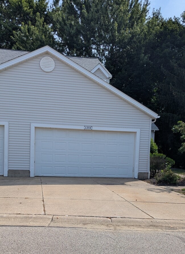 property at 1359 Meadow Run