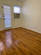 1517 Pontius Ave, Unit 15171 in Los Angeles, CA - Building Photo - Building Photo