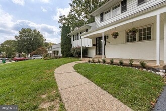 2106 Largo Rd in Wilmington, DE - Building Photo - Building Photo