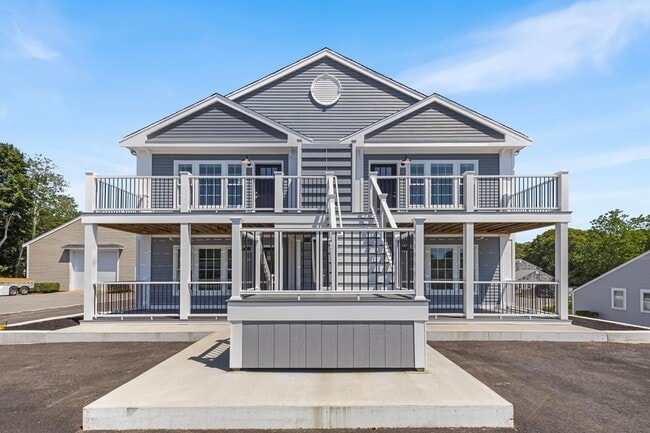 112 W Main St, Unit 5