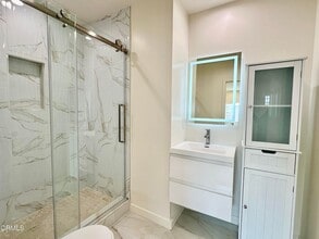 8213 Oswego St in Los Angeles, CA - Building Photo - Building Photo