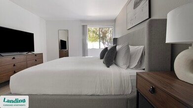 1455 E Katie Ave, Unit E17 in Las Vegas, NV - Building Photo - Building Photo