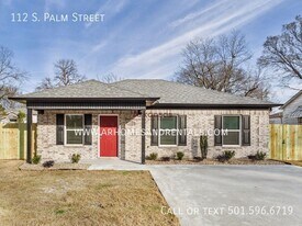 112 S Palm St in North Little Rock, AR - Building Photo