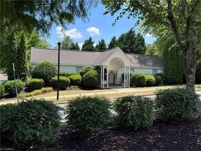 3022 Kensington Pl in Winston-Salem, NC - Building Photo - Building Photo