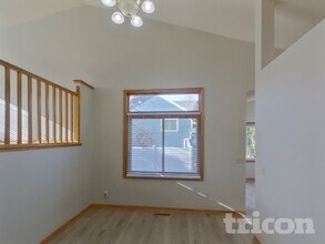 3830 144th St W in Rosemount, MN - Foto de edificio - Building Photo