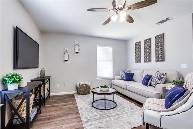 104 W White Ave in McKinney, TX - Building Photo - Building Photo