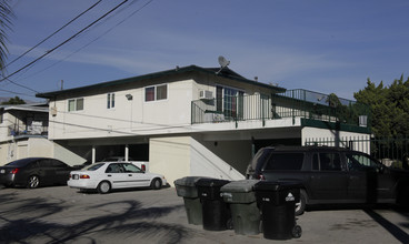 733 N Palmetto Ave in Ontario, CA - Building Photo - Building Photo