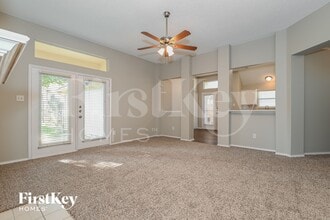 925 Parkwood Trail, Unit 9-208 in Mesquite, TX - Building Photo - Building Photo