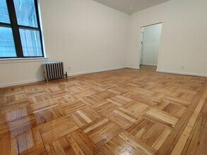 402 E 162nd St in Bronx, NY - Building Photo - Building Photo