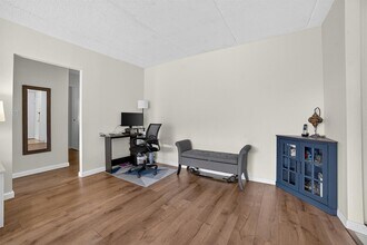 130 Colonial Pkwy in Yonkers, NY - Building Photo - Building Photo