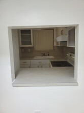 6239 W 24th Ave, Unit 1 in Hialeah, FL - Foto de edificio - Building Photo