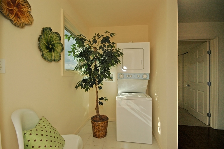 The Devon on Greenwich Apartments Hempstead, NY Apartments For Rent