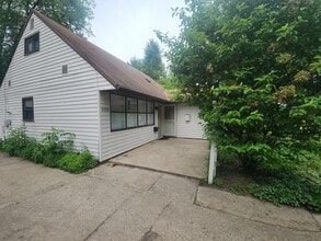 1012 Elm St in Perrysburg, OH - Building Photo - Building Photo